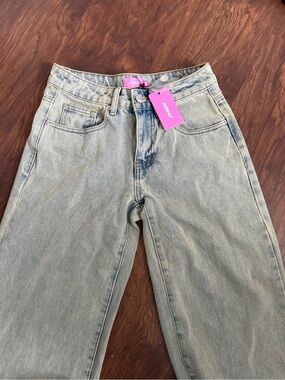 Edikted Magda Acid Wash Low Rise Baggy Jeans
